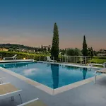 Pietro Farmhouse Apartment In Wine Resort In Lucca
