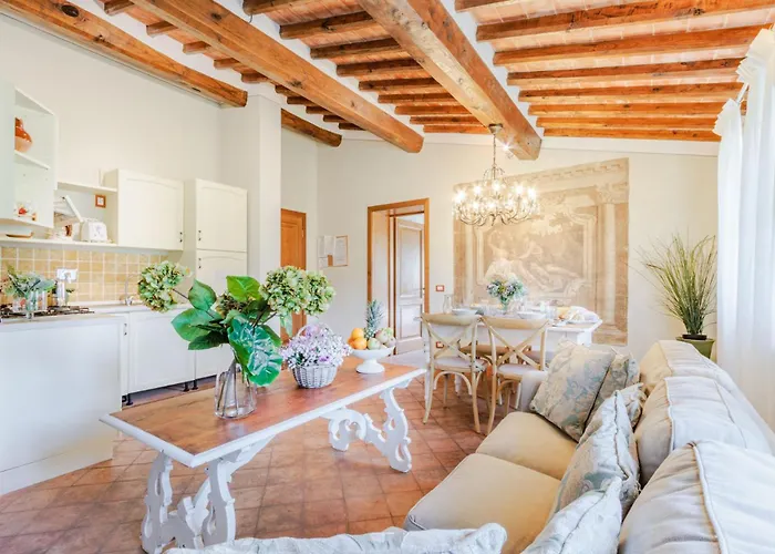 Pietro Farmhouse Apartment In Wine Resort In Lucca
